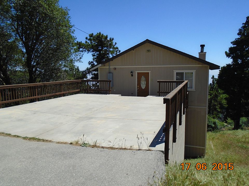 1st image of 21515 Peak Cir