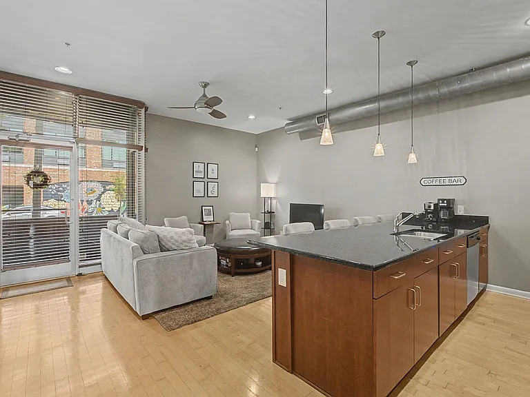 437 Monroe Ave #106 — Photo 3