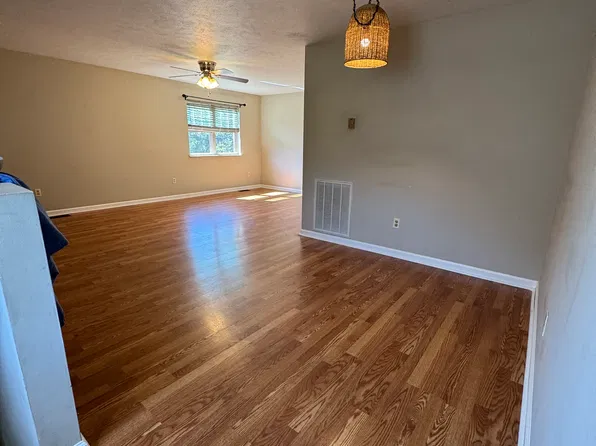 764-768 Panther Creek Ct, Morristown, TN 37814
