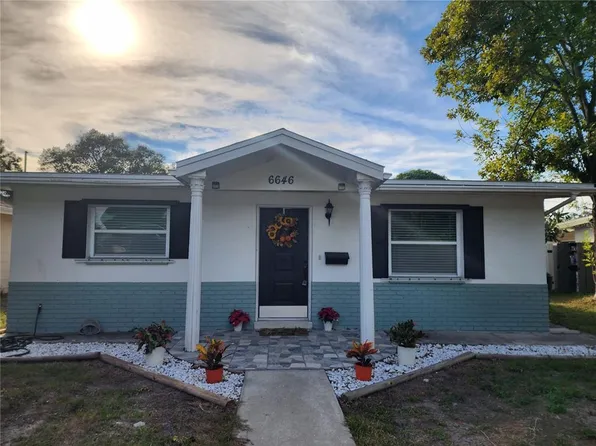 6646 Livingston Ave N, Saint Petersburg, FL 33702