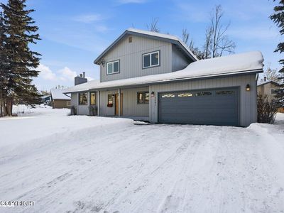 3661 Spinnaker Dr, Anchorage, AK, 99516