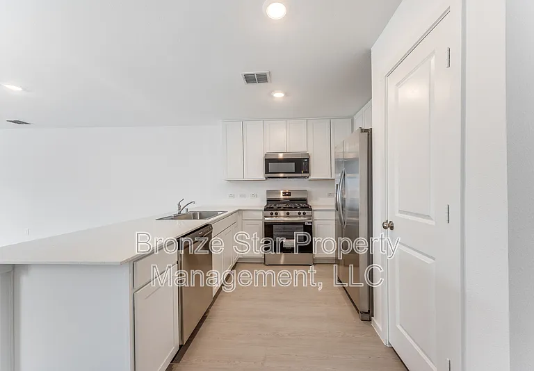 3812 Ontario Way — Photo 7