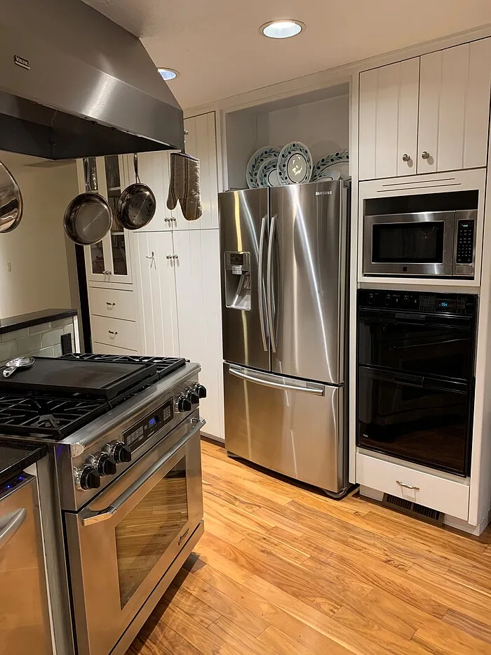 4 bed, 3.0 bath, 2900 sqft, $4,500 — Photo 4