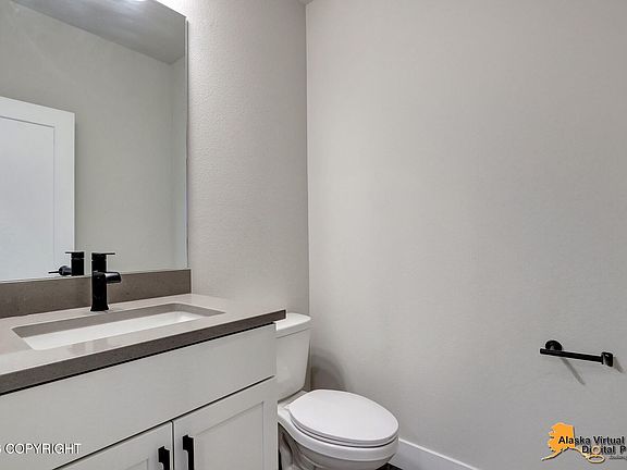 4th image of 8803 Chalk Hill Loop