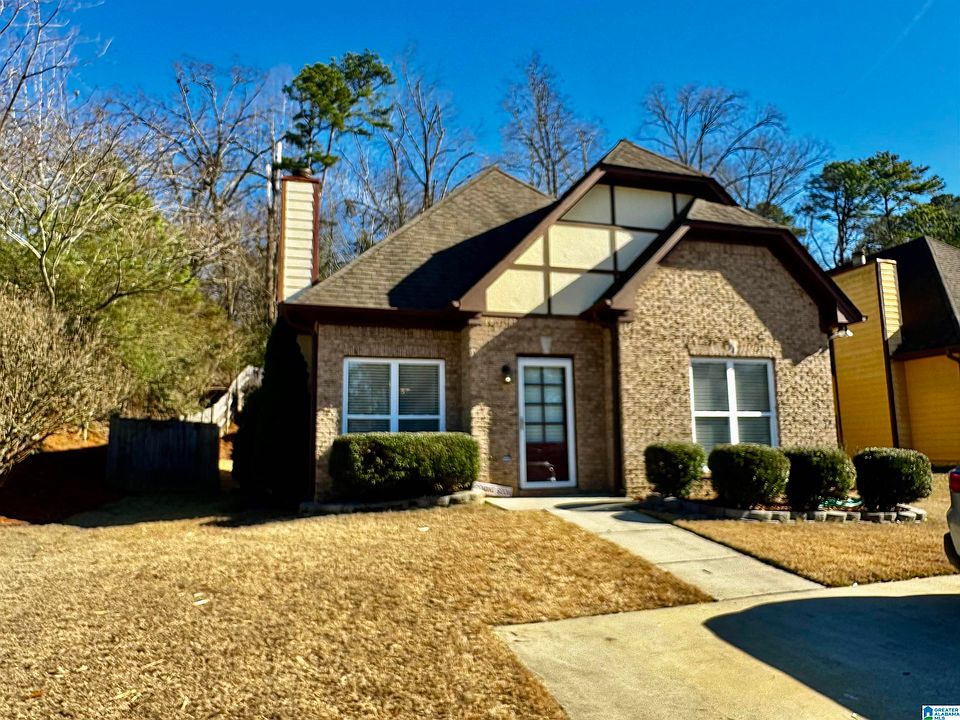 1st image of 1239 Pebble Creek Cir