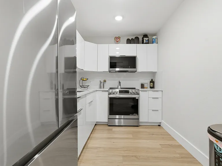 4611 W Fig St #103 — Photo 9