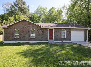 8878 E Bourne Dr, Jonesboro, GA