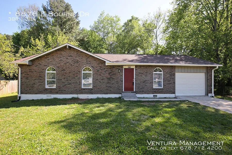 8878 E Bourne Dr photo 1