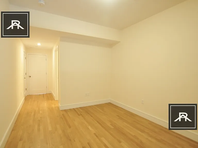 879 Beacon St #1 — Photo 4
