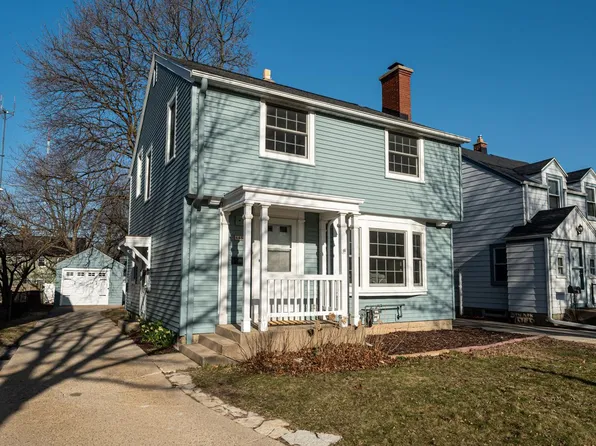 4453 North Morris BOULEVARD, Shorewood, WI 53211