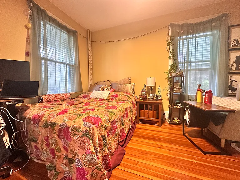 52 Dustin St #1 — Photo 8