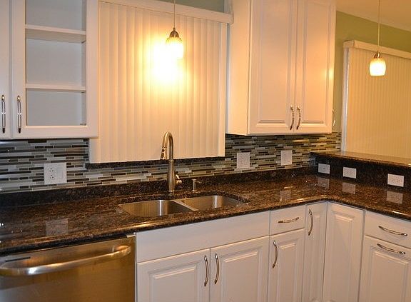 4th image of 3605 N Nordica Ave