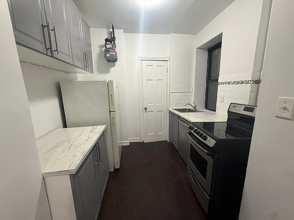1st image of 527 W 135th St APT 2X