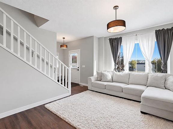 4th image of 132 S Fireside Way