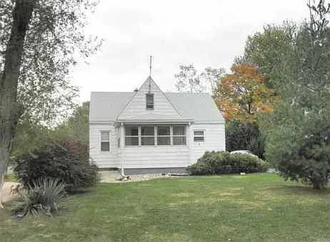 407 S Maxwell Ct photo 1