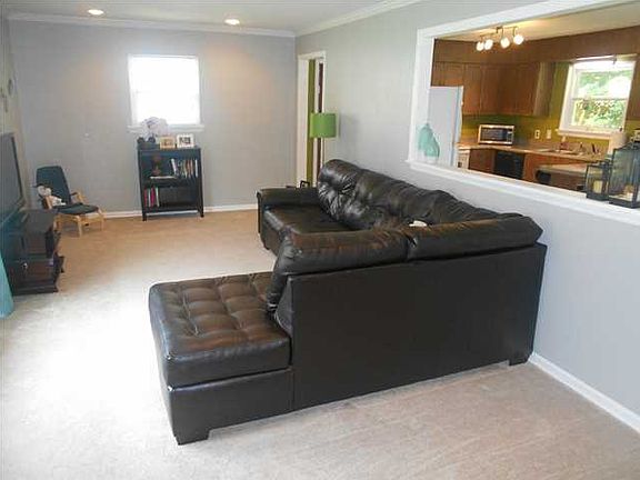 2nd image of 9447 Cheri Beth Cir