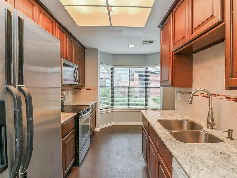 7447 Cambridge St #77 — Photo 7
