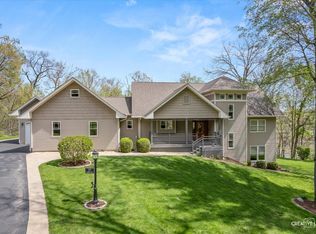 37 Park Dr S, Yorkville, IL 60560