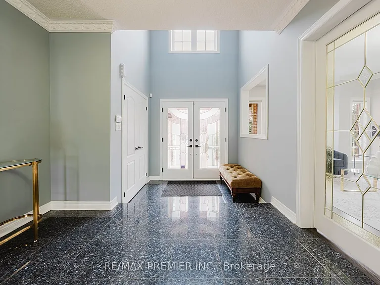 16 Saint Michele Pl #UPPER — Photo 7
