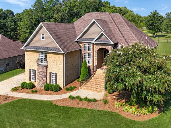 116 Cassandra Dr, Cottontown, TN 37048