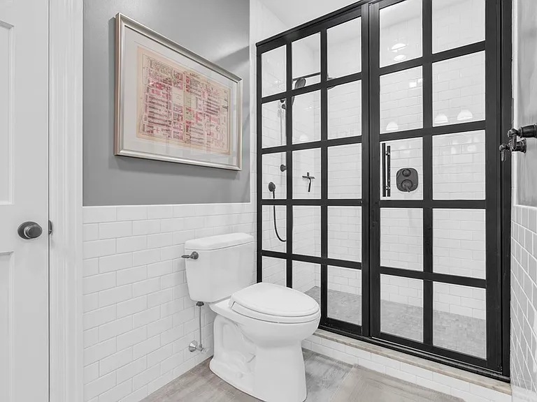 31 Concord Sq #2 — Photo 19
