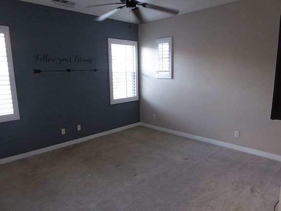 5th image of 27456 Coldwater Dr