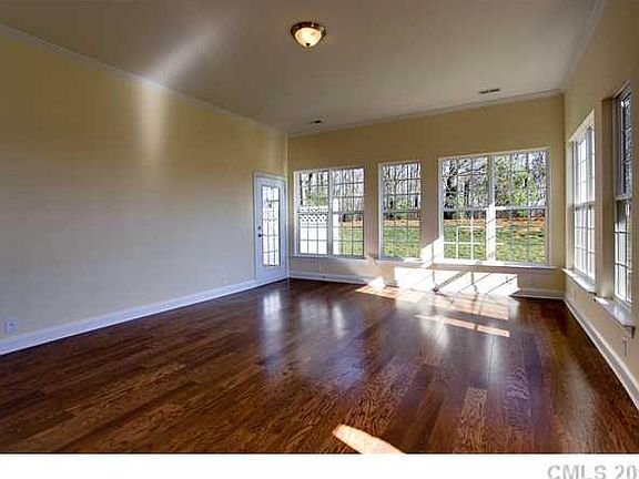 2nd image of 1936 McKirkland Ct #26B