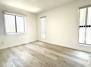 465 Oak St APT 202, Glendale, CA 91204
