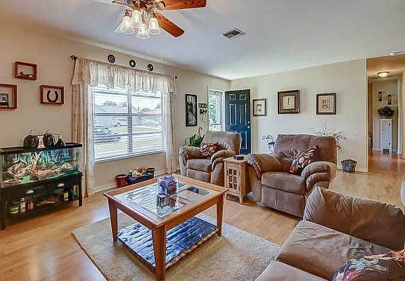 Home For Sale In La Mancha