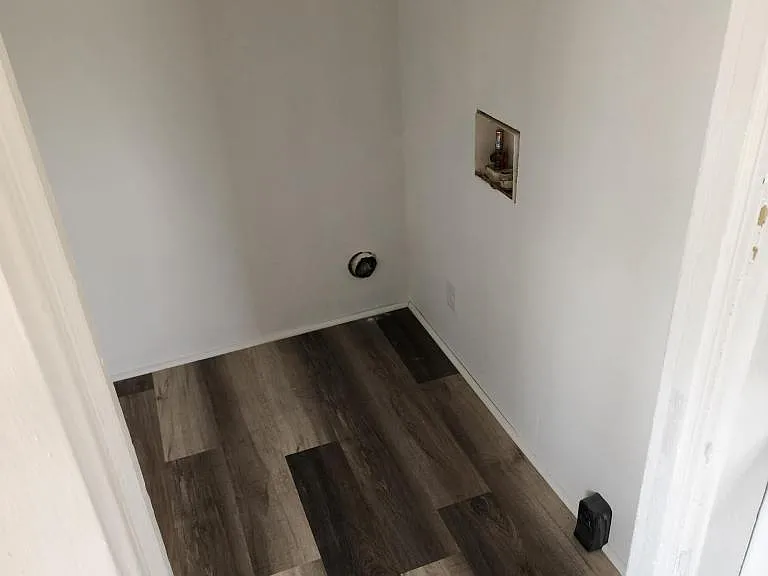1131 S High Ave — Photo 8