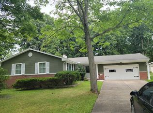 120 Chapel Ln, Canfield, OH 44406