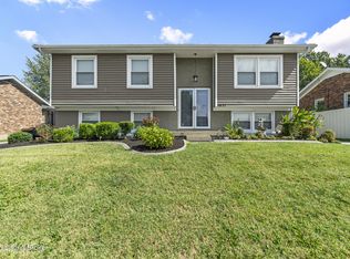 4531 Sandhill Rd, Louisville, KY 40219