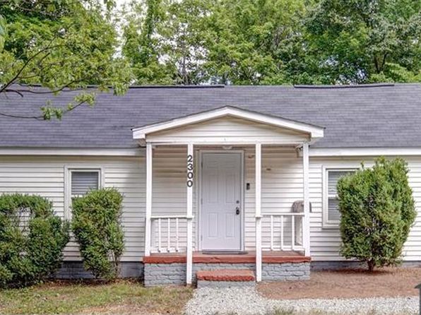 2300 Kennesaw Dr