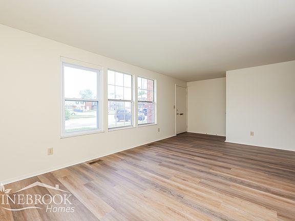 4th image of 7520 Mount Whitney St