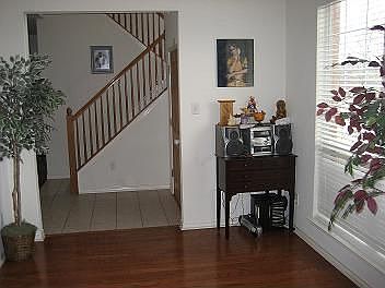 3rd image of 1511 Landsford Dr