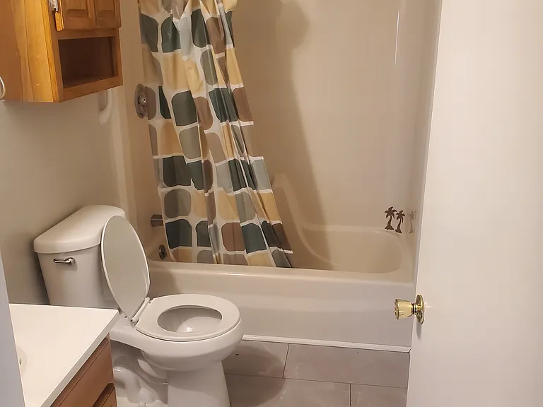 598 Worcester St #4 — Photo 4