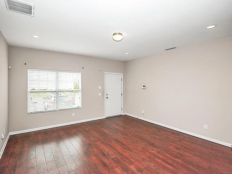12433 McGrath Dr — Photo 2
