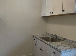 13956 Locust St #1, Armona, CA 93202