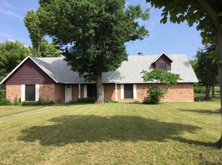 101 Ivywood Cir, Castle Hills, TX 78213