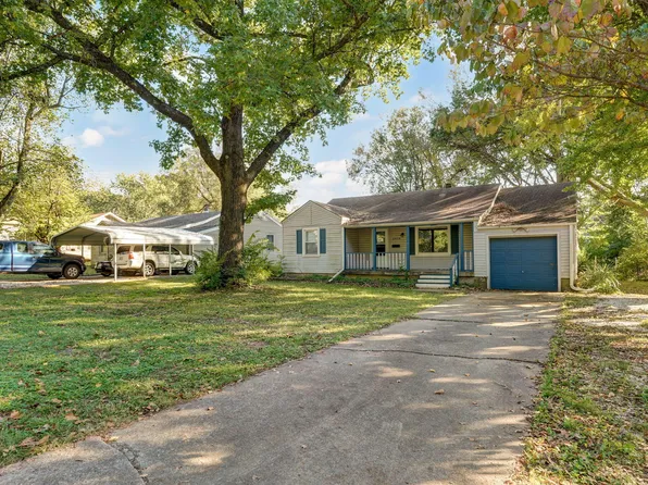 2418 E Kirkwood Street, Springfield, MO 65804