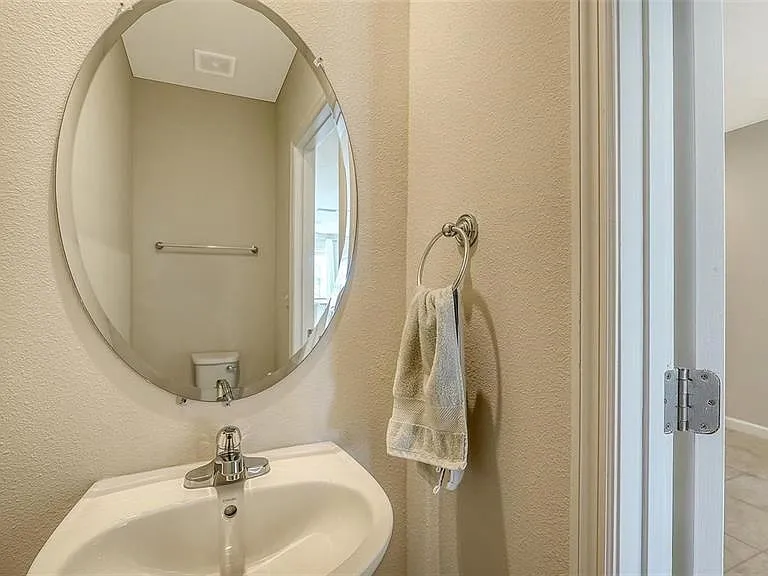 14244 Crimson Ave — Photo 22