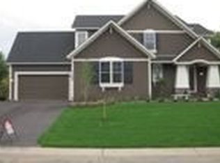 11599 Avery Dr, Inver Grove Heights, MN 55077