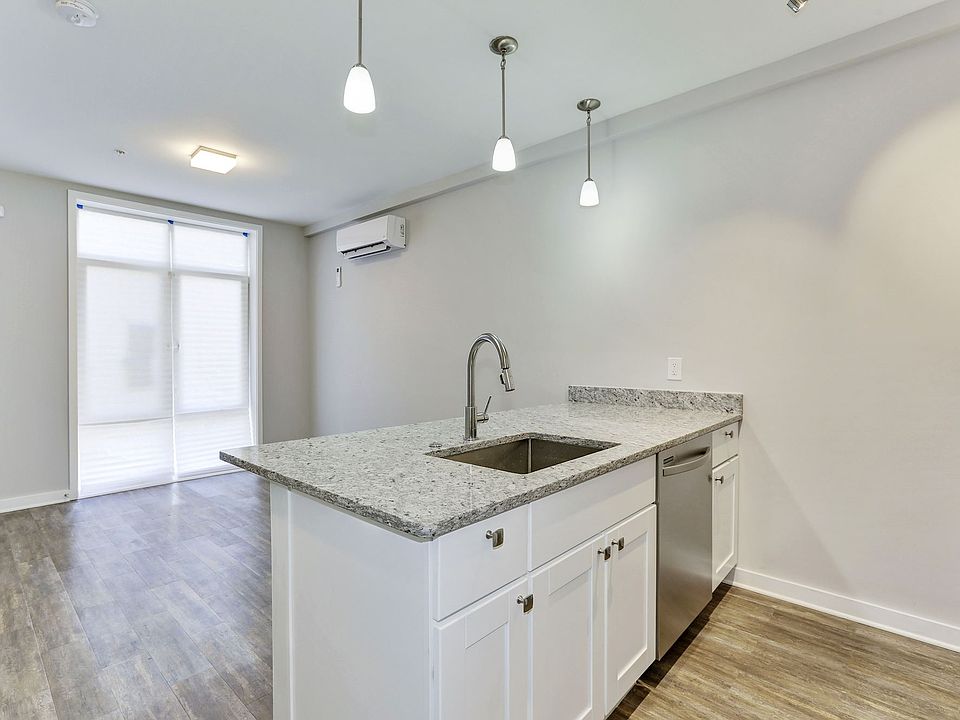 1st image of 1615 Gales St NE #1