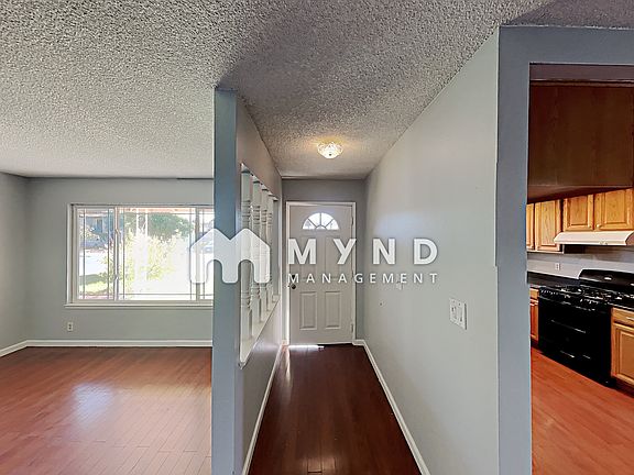 2nd image of 2633 Orinda Dr