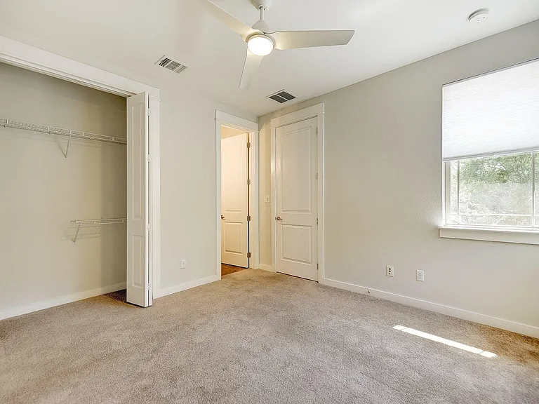 2204 Schriber St #B — Photo 20