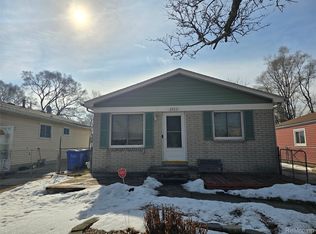 2032 Bart Ave, Warren, MI 48091