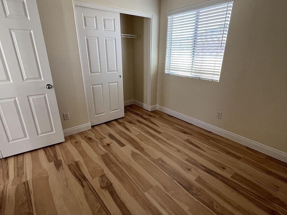1st image of 10581 Pueblo Springs St