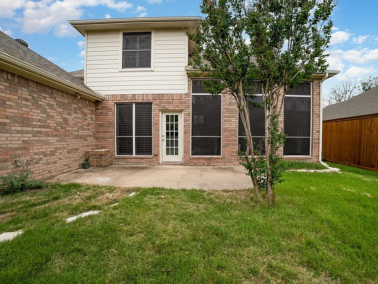 1800 Montura Ln — Photo 25