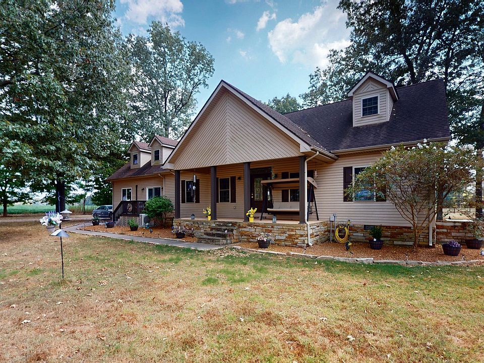 1st image of 1239 Caldwell Rd