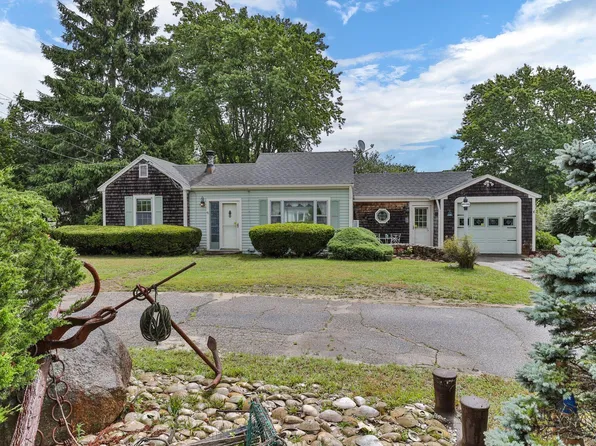 42 Camp Street, West Yarmouth, MA 02673